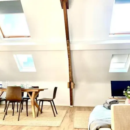 Apartment Sam In